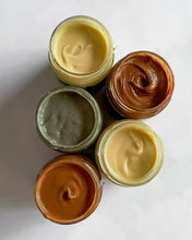 Charger l&#39;image dans la galerie, Pack de 7 pâtes à tartiner au sésame différentes saveurs: miel, thé vert matcha, noix de coco, chocolat, noisettes, sésame noir, cannelle - ÜMY
